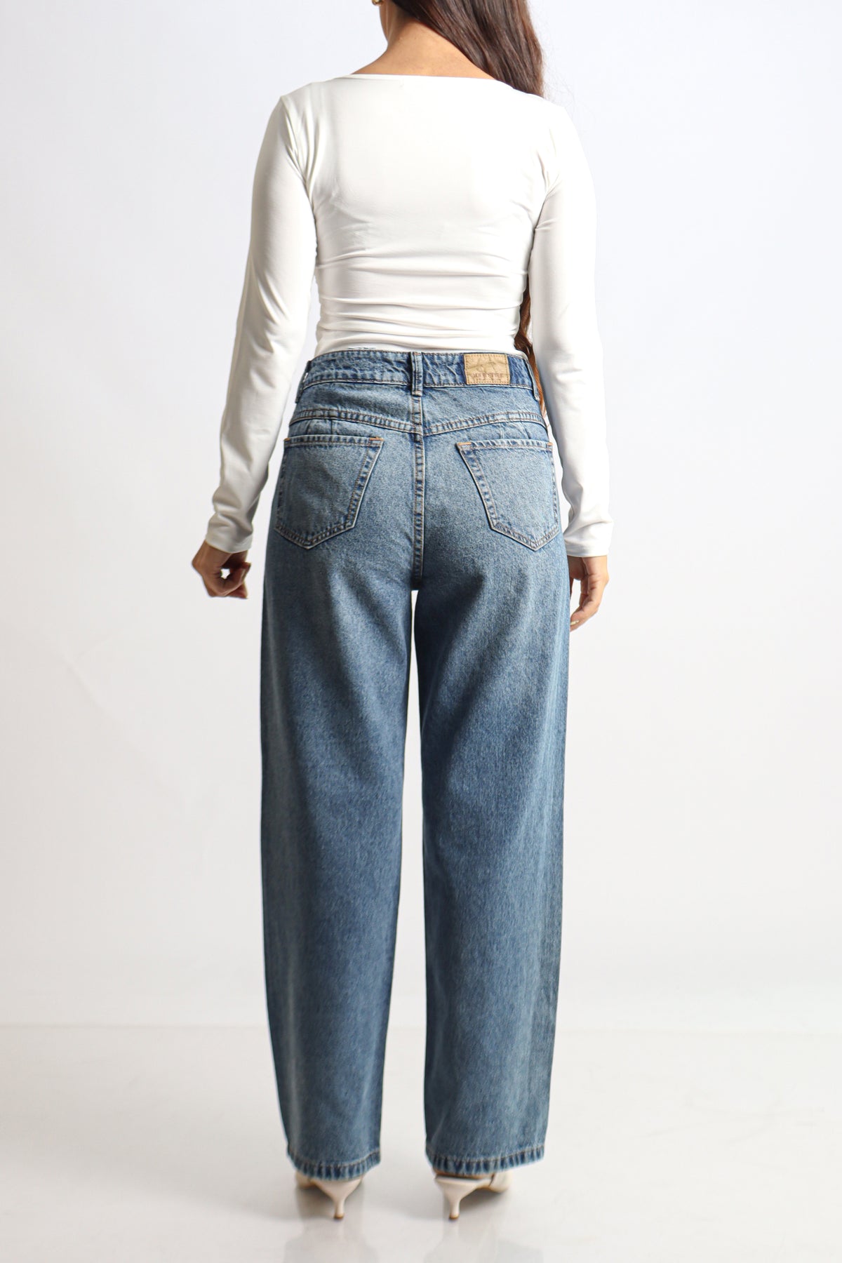 Pantalón Jean Recto Dinora Tiro Alto